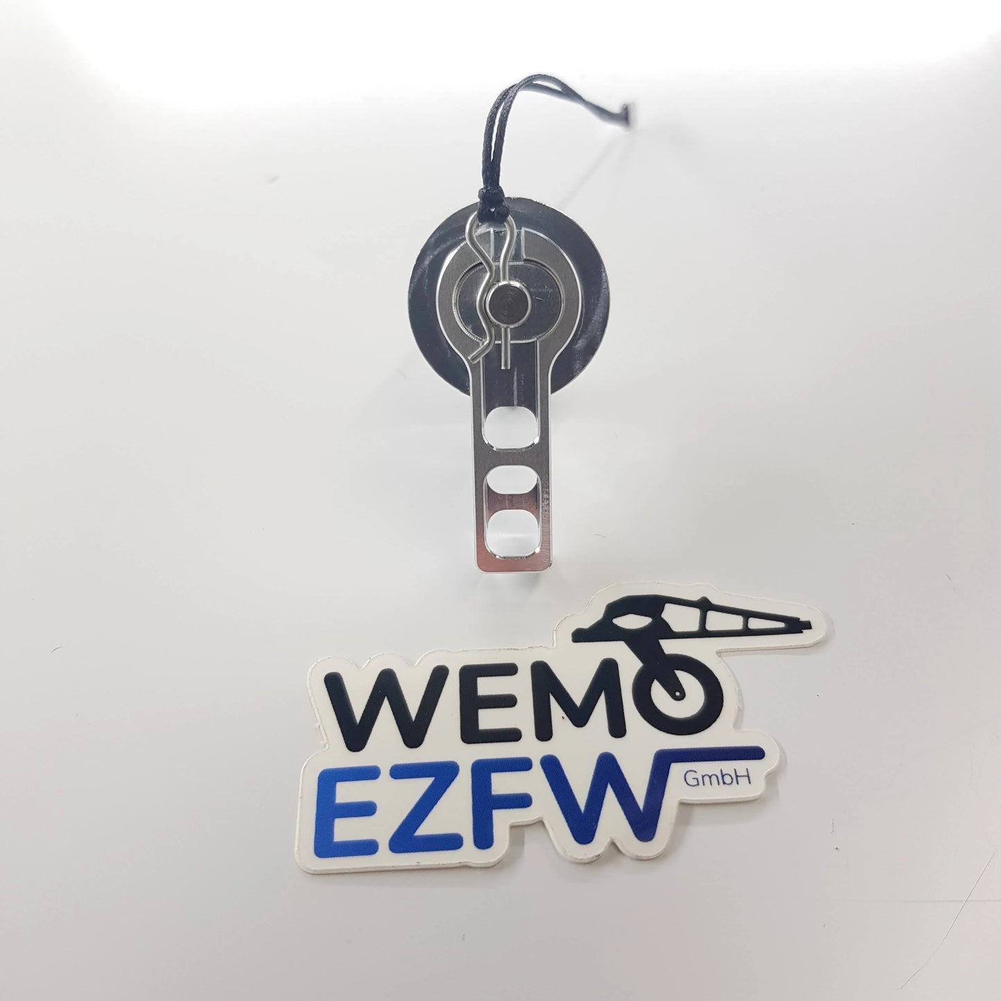 Towing clutch with slip hook for 20 mm servo